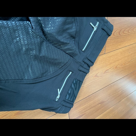 Black Equiline Full Grip Seat Breeches (only worn once) - Picture 3 of 6